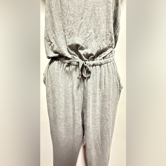 Aerie Light Gray Sleeveless Jumpsuit - Picture 2 of 10
